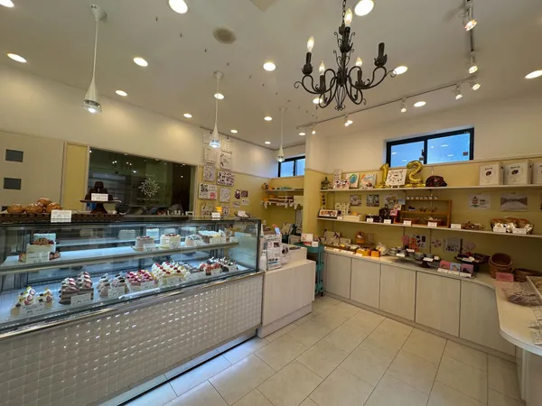 パティスリー 飯田店舗